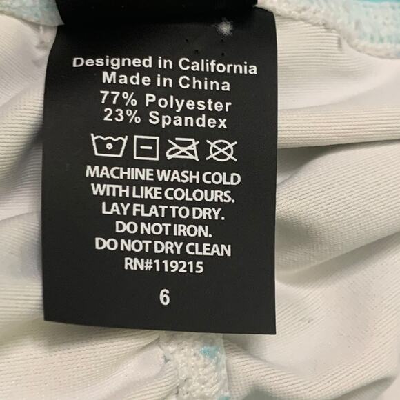 B Fit by Beach‎ Bunny Leopard Blue Leggings 6 Athleisure Sporty SPF 50+ - Picture 9 of 9